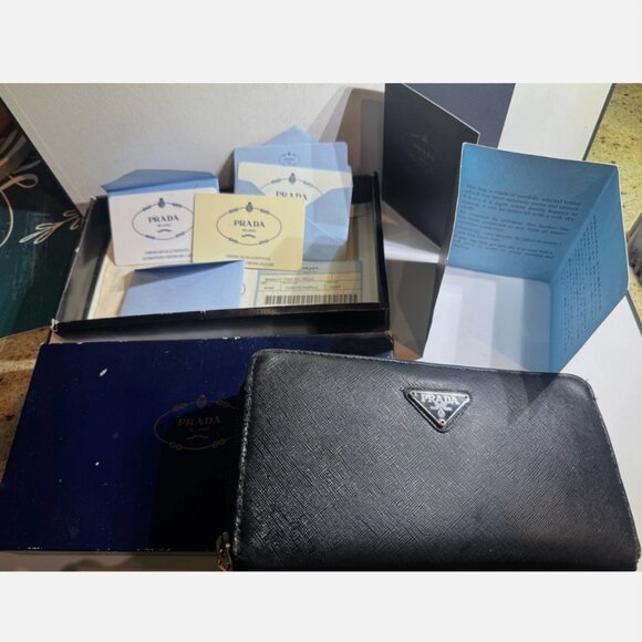 Authentic Prada Black Saffiano Leather Zip-Around Wallet - Picture 4 of 5
